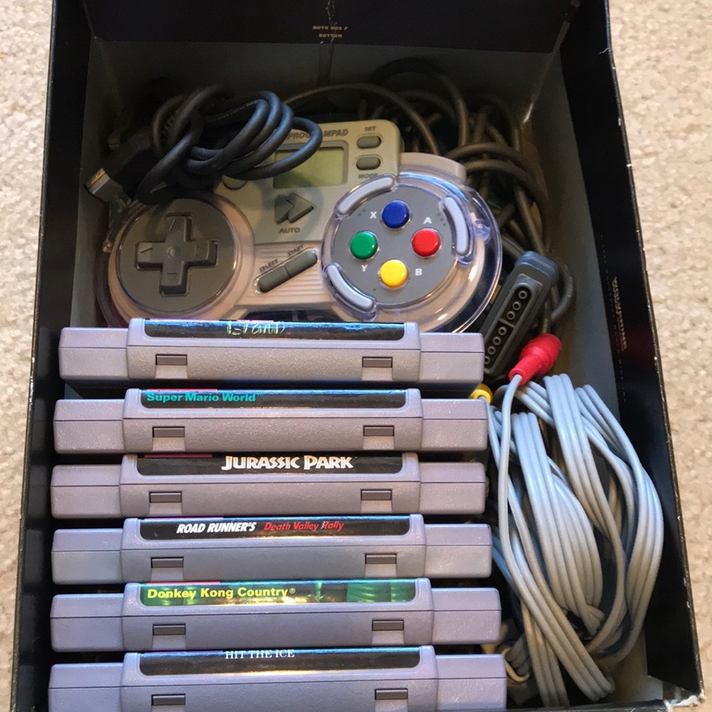 Super Nintendo Lot of 6 Games and Accessories